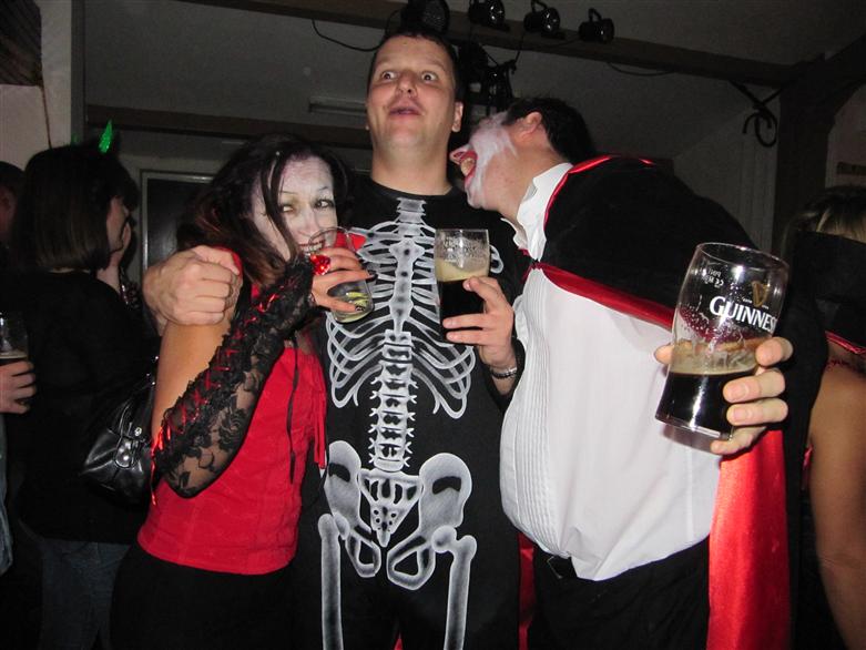 things to do in manchester halloween party